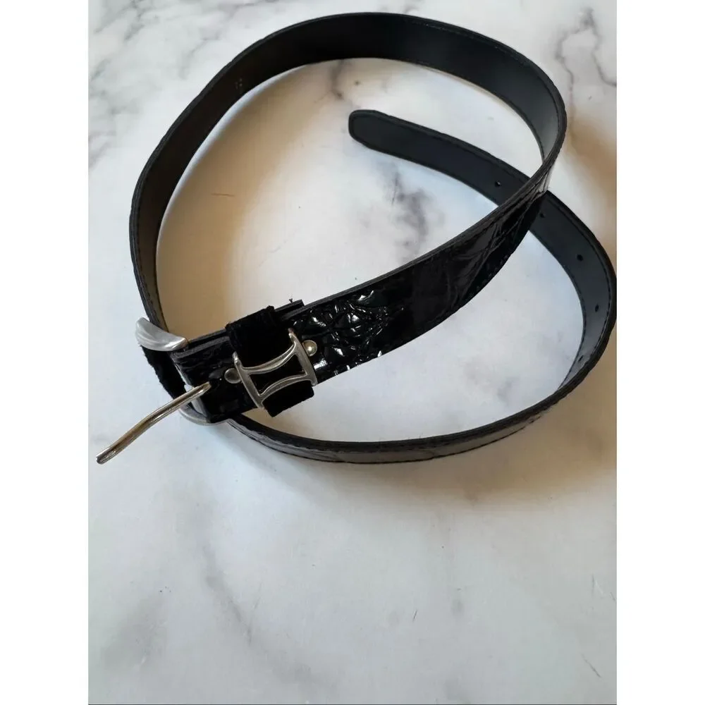 Vintage 90s women’s small black belt thin silver metal buckle croc embossed glos